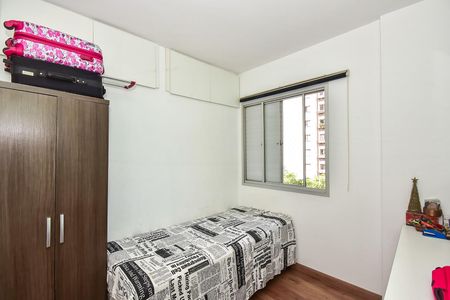 Apartamento à venda com 69m², 3 quartos e 2 vagasQuarto 2