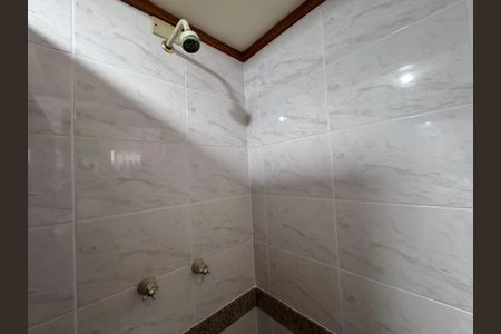 Apartamento à venda com 90m², 2 quartos e 1 vaga Apartamento à venda com 90m², 2 quartos e 1 vagaBanheiro Social