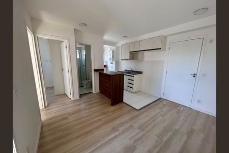 Sala de apartamento para alugar com 2 quartos, 36m² em Vila Galvão, Guarulhos
