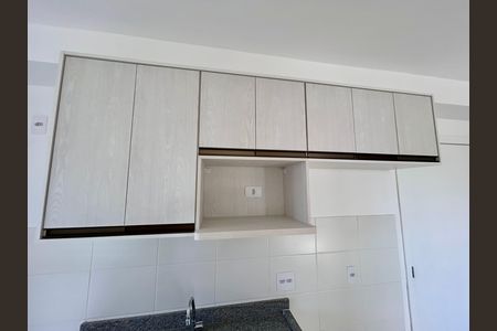 Cozinha de apartamento para alugar com 2 quartos, 36m² em Vila Galvão, Guarulhos