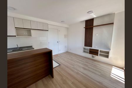 Sala de apartamento para alugar com 2 quartos, 36m² em Vila Galvão, Guarulhos