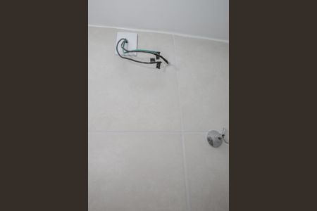 Apartamento à venda com 36m², 2 quartos e sem vaga Apartamento à venda com 36m², 2 quartos e sem vagaBanheiro Social