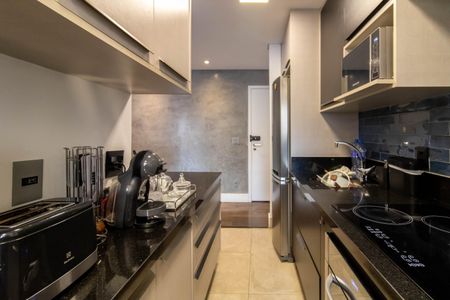 Apartamento à venda com 83m², 2 quartos e 1 vagaCozinha