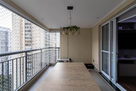 Apartamento à venda com 83m², 2 quartos e 1 vagaVaranda Gourmet