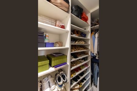 Apartamento à venda com 83m², 2 quartos e 1 vagaCloset da Suíte