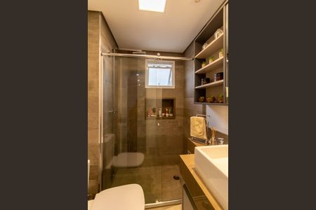 Apartamento à venda com 83m², 2 quartos e 1 vagaBanheiro