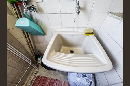 Apartamento para alugar com 82m², 2 quartos e 1 vagaÁrea de Serviço