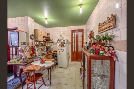 Apartamento à venda com 151m², 4 quartos e sem vagaCozinha