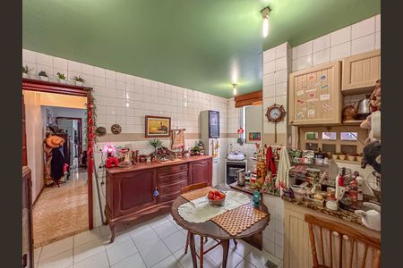 Apartamento à venda com 151m², 4 quartos e sem vagaCozinha