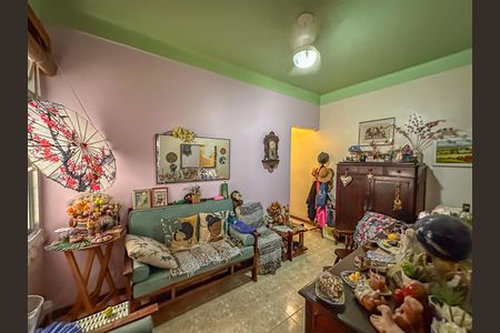 Apartamento à venda com 151m², 4 quartos e sem vagaSala