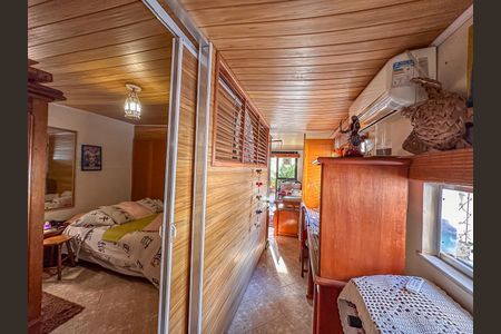 Apartamento à venda com 151m², 4 quartos e sem vagaCorredor