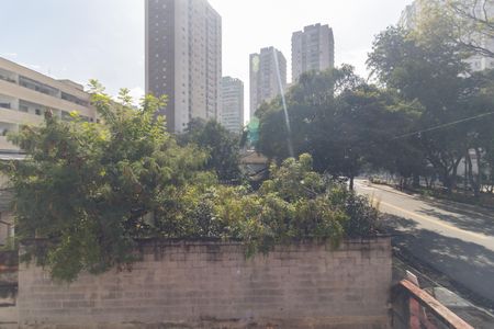 Vista do Quarto de casa para alugar com 1 quarto, 30m² em Vila Nair, São Paulo