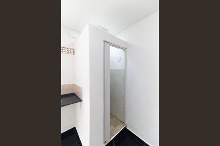 Banheiro de casa para alugar com 1 quarto, 30m² em Vila Nair, São Paulo
