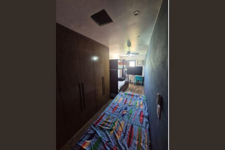 Casa à venda com 3 quartos, 120m² em Piratininga, Niterói