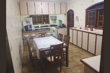 Casa à venda com 3 quartos, 190m² em Parque Terra Nova II, São Bernardo do Campo