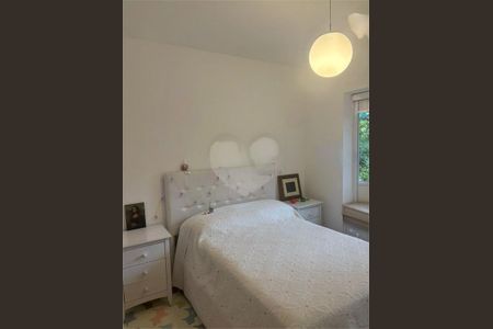 Casa à venda com 4 quartos, 224m² em Campo Belo, São Paulo