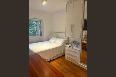 Casa à venda com 4 quartos, 224m² em Campo Belo, São Paulo