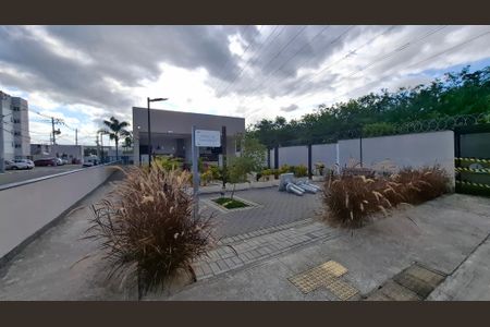 Apartamento para alugar com 45m², 2 quartos e sem vagaÁrea comum - Churrasqueira