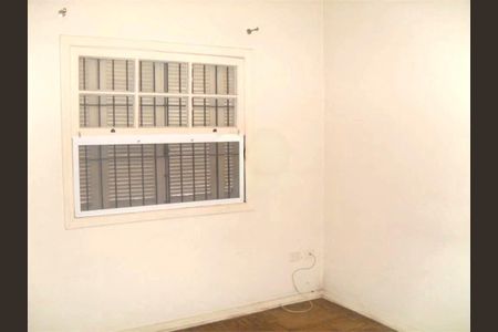 Casa à venda com 3 quartos, 180m² em Jardim Petropolis, São Paulo