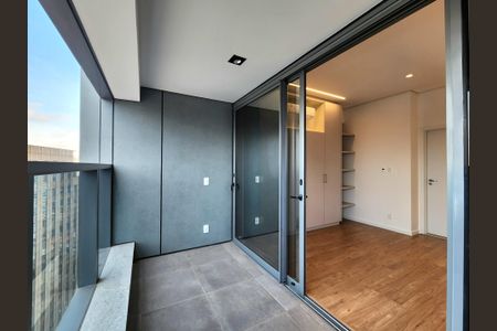 Apartamento à venda com 83m², 2 quartos e 1 vaga Apartamento à venda com 83m², 2 quartos e 1 vagaVaranda