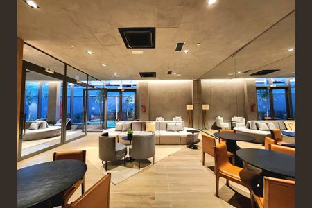 Apartamento à venda com 83m², 2 quartos e 1 vaga Apartamento à venda com 83m², 2 quartos e 1 vagaÁrea comum - Salão de festas