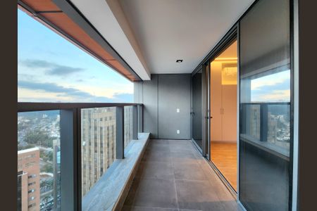 Apartamento à venda com 83m², 2 quartos e 1 vagaVaranda