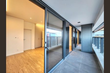 Apartamento à venda com 83m², 2 quartos e 1 vagaVaranda