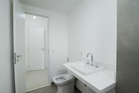 Apartamento à venda com 150m², 3 quartos e 2 vagasBanheiro da Suíte 2