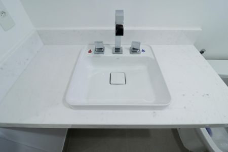 Apartamento à venda com 150m², 3 quartos e 2 vagasBanheiro da Suíte 1