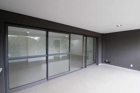 Apartamento à venda com 150m², 3 quartos e 2 vagasVaranda da Sala