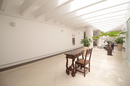 Apartamento à venda com 86m², 2 quartos e sem vagaÁrea comum