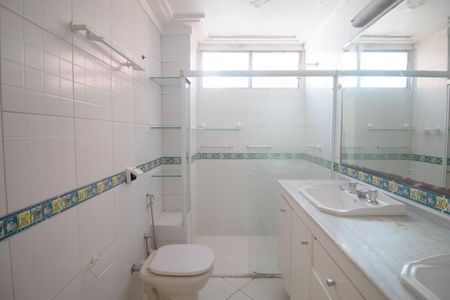 Apartamento à venda com 86m², 2 quartos e sem vagaBanheiro