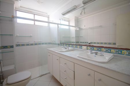 Apartamento à venda com 86m², 2 quartos e sem vagaBanheiro