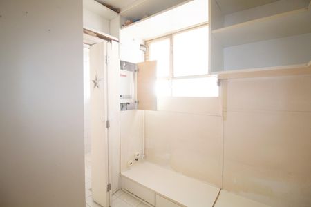 Apartamento à venda com 86m², 2 quartos e sem vagaQuarto de Serviço