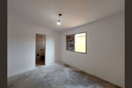 Casa à venda com 270m², 3 quartos e 3 vagasSuíte 1