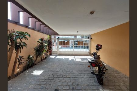 Casa à venda com 270m², 3 quartos e 3 vagasGaragem