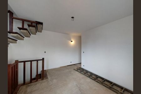 Casa à venda com 270m², 3 quartos e 3 vagasSala 1° Andar