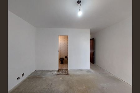 Casa à venda com 270m², 3 quartos e 3 vagasSuíte 2