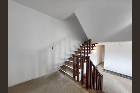 Casa à venda com 270m², 3 quartos e 3 vagasCorredor