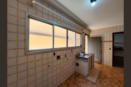 Casa à venda com 270m², 3 quartos e 3 vagasÁrea de Serviço