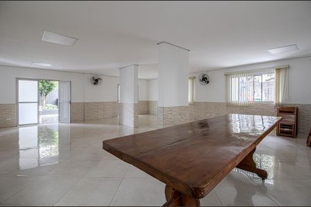 Apartamento à venda com 60m², 2 quartos e 1 vagaÁrea comum