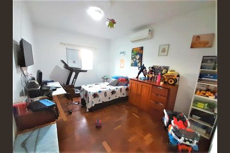 Casa à venda com 5 quartos, 255m² em Jardim do Colegio (Zona Norte), São Paulo