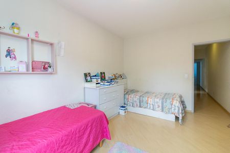 Casa para alugar com 183m², 3 quartos e 4 vagasQuarto 2