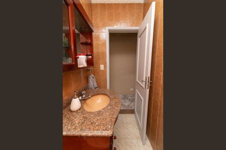 Casa para alugar com 183m², 3 quartos e 4 vagasBanheiro 2