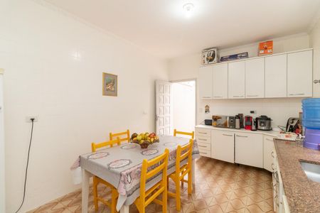 Casa para alugar com 183m², 3 quartos e 4 vagasCozinha