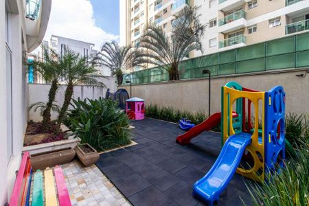 Apartamento à venda com 107m², 2 quartos e 2 vagasÁrea comum - Playground