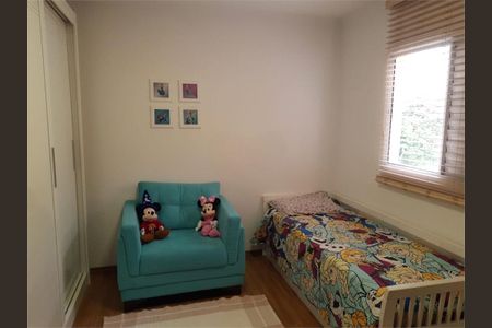 Casa à venda com 3 quartos, 120m² em Vila Nilo, São Paulo