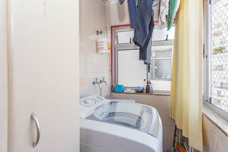 Apartamento à venda com 64m², 2 quartos e 1 vagaÁrea de Serviço