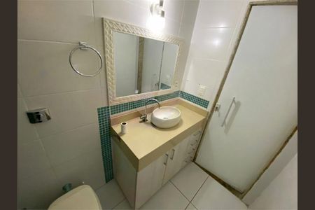 Casa à venda com 168m², 2 quartos e 3 vagas