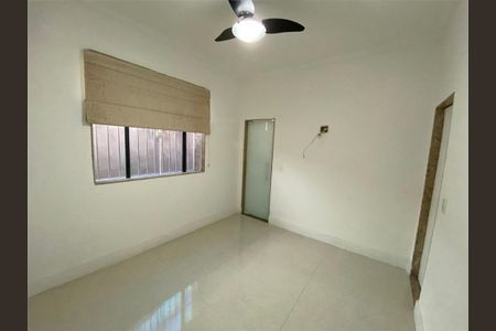 Casa à venda com 2 quartos, 168m² em Penha Circular, Rio de Janeiro